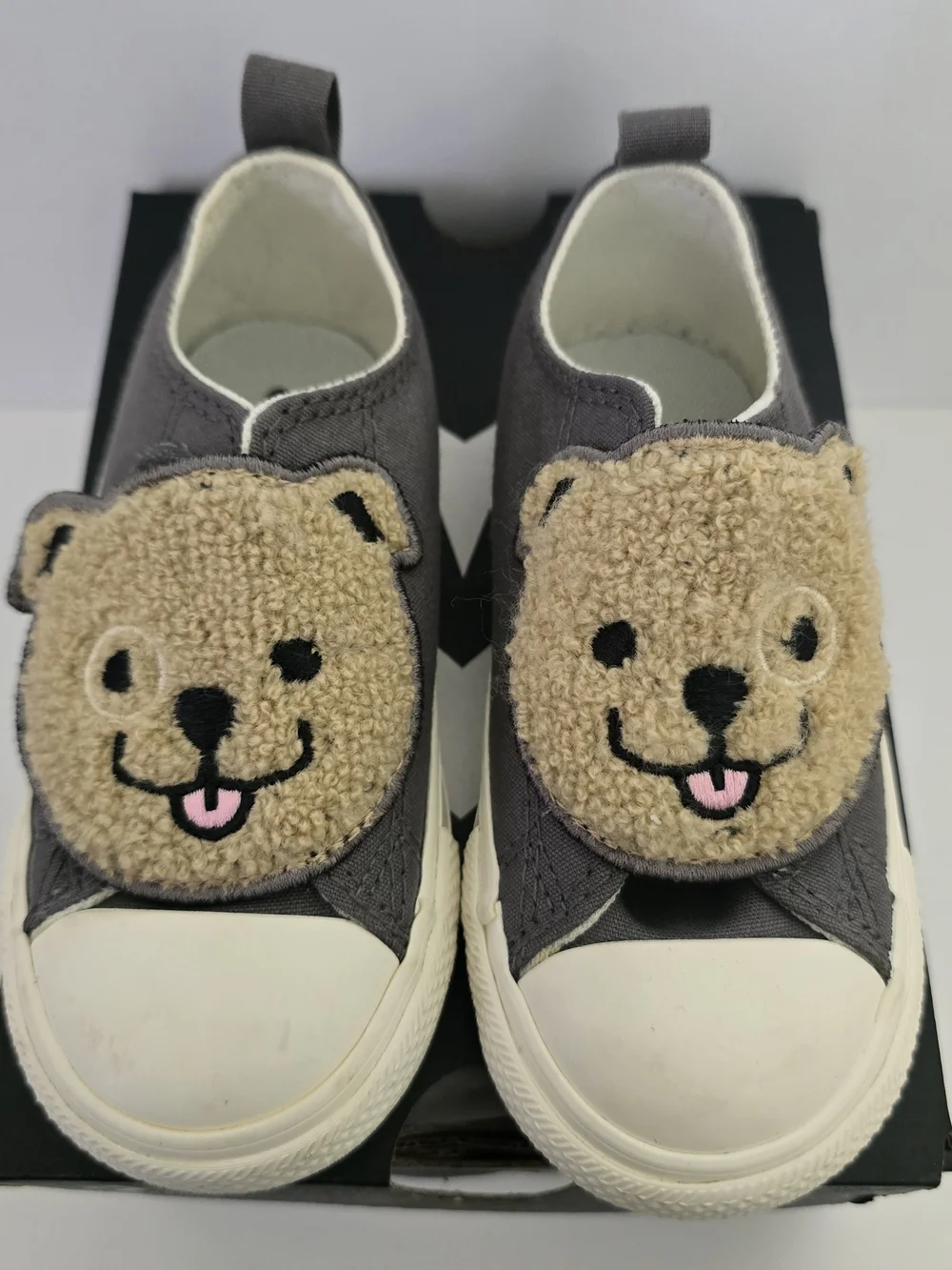 Converse Kids Gray Canvas Slip-On Sneakers with Beige Teddy Face